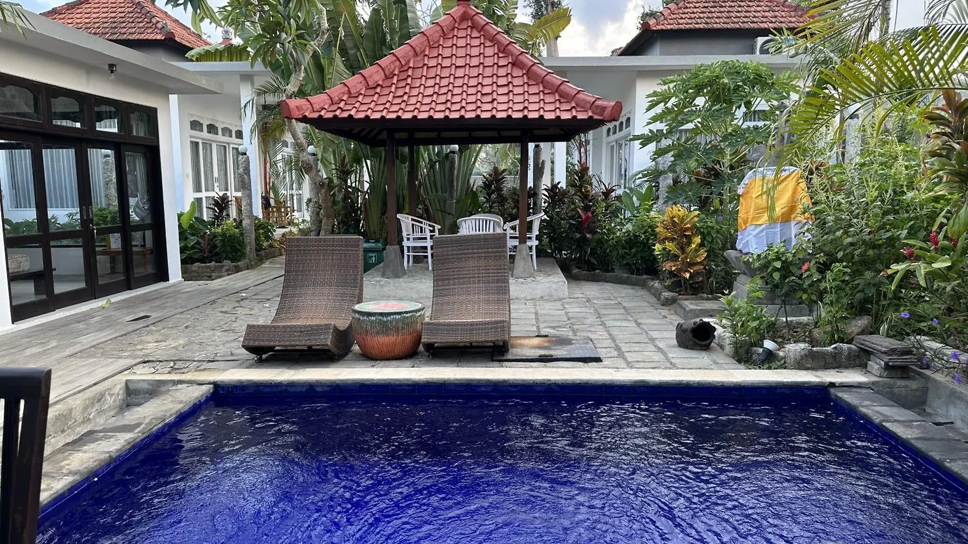 Hotel Bali Stuti Jimbaran Inn